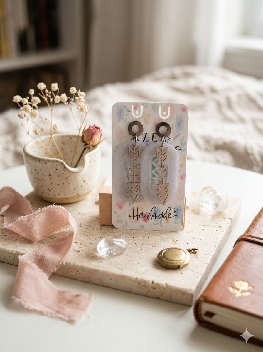 Flèche Boréale – Boucles d'oreilles bohèmes bleu lavande nacré