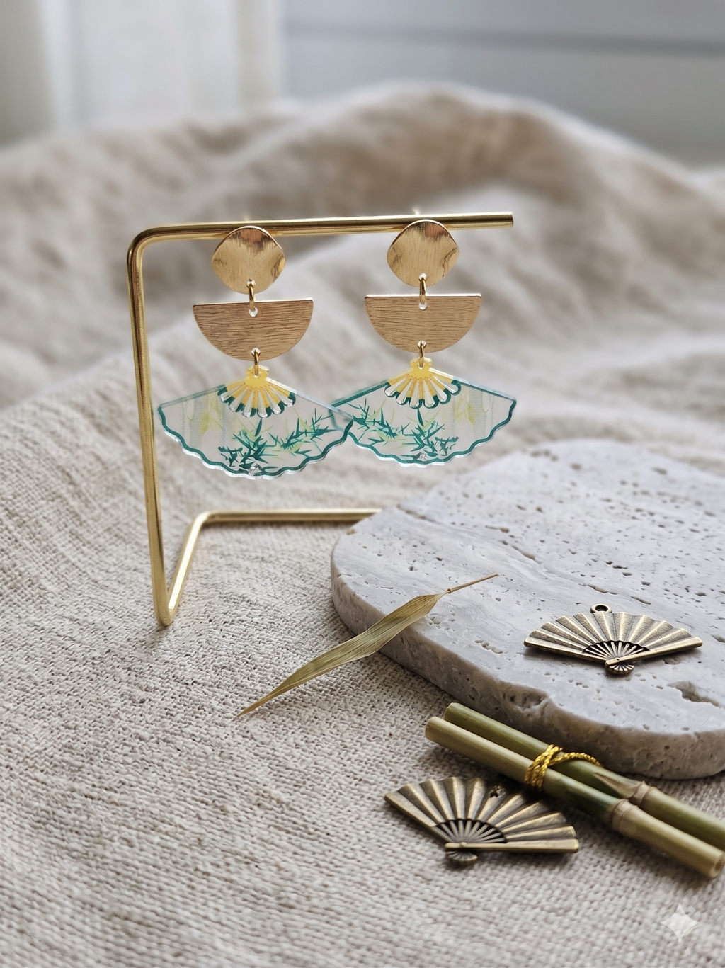Éventail Zen | Boucles d'oreilles bohèmes pendantes Lozen-k