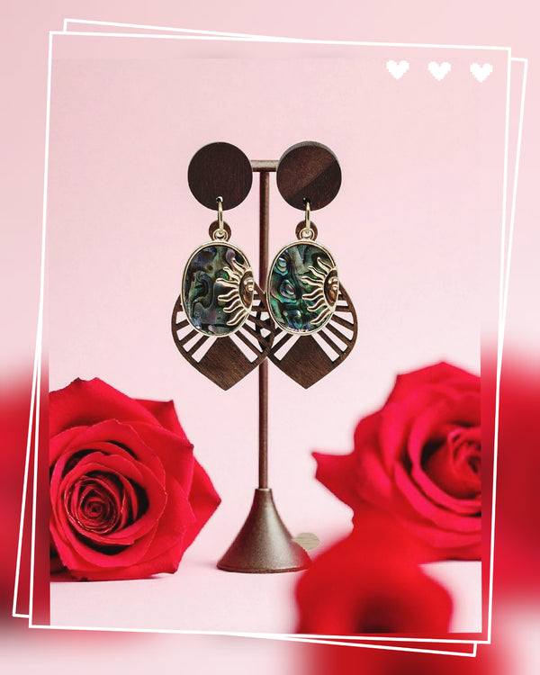 Eclat Solaire – Boucles d’oreilles en bois & laiton doré