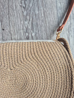 Sac en corde beige bohème – Sac bandoulière fait main avec rabat jacquard feuilles Lozen-k