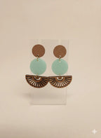 Éventail Jade Nomade – Boucles d’oreilles en résine & bois Lozen-k