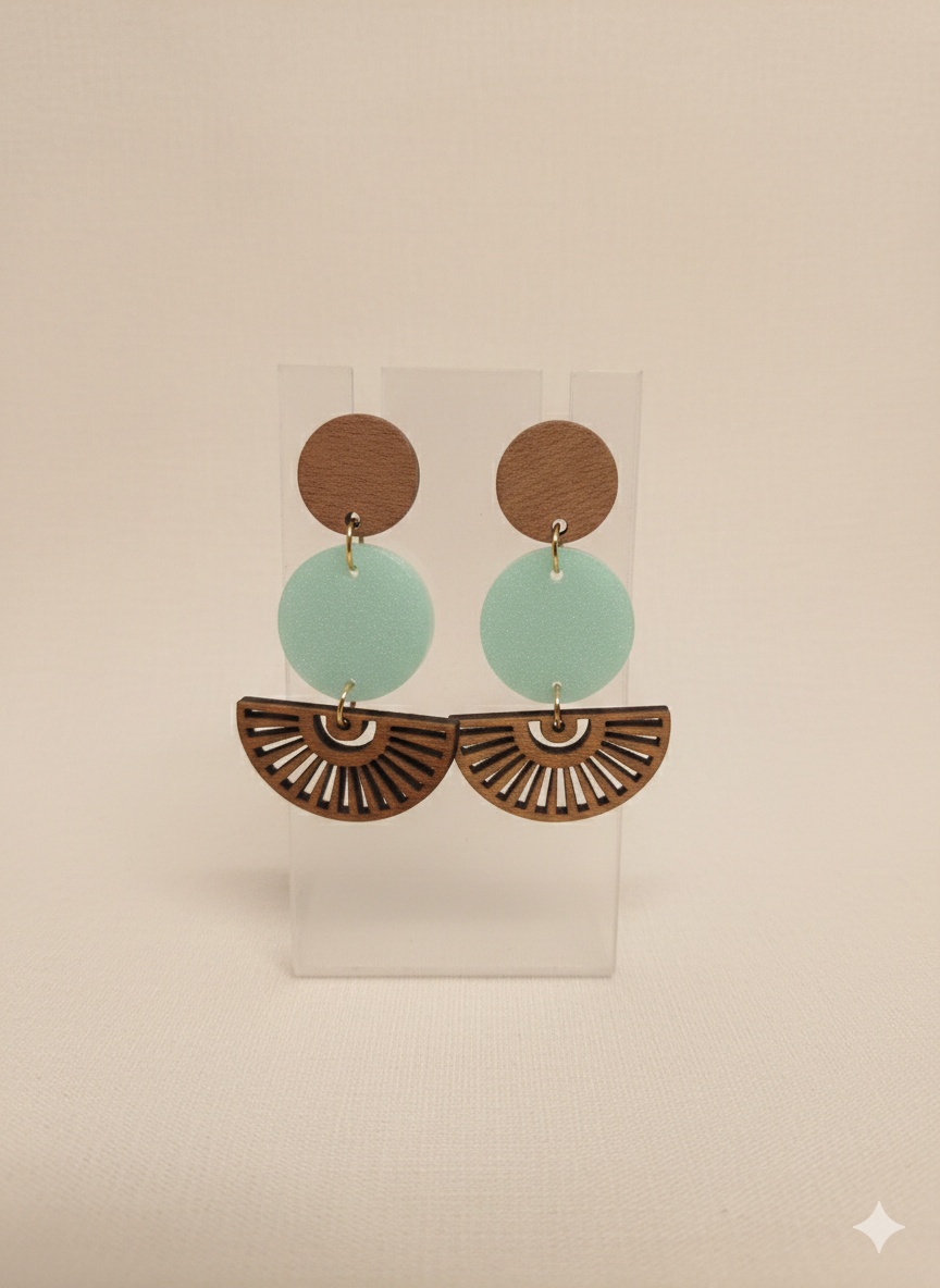 Éventail Jade Nomade – Boucles d’oreilles en résine & bois