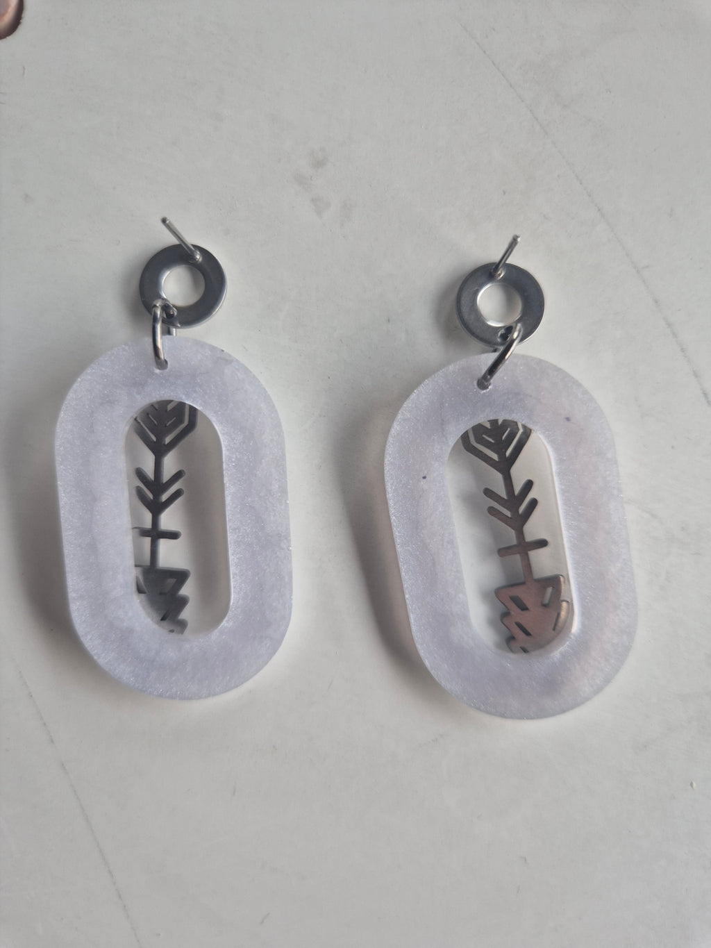 Flèche Boréale – Boucles d'oreilles bohèmes bleu lavande nacré