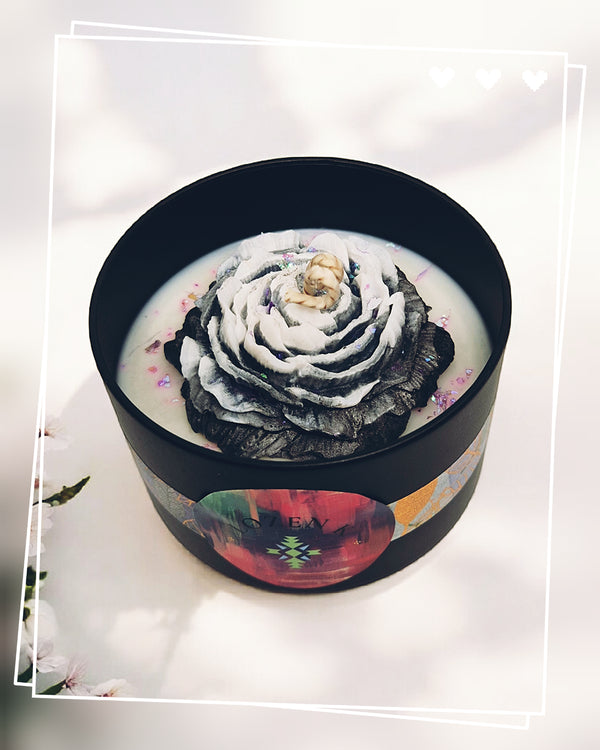 Bougie Parfumée "Black Opium" - Pot Noir