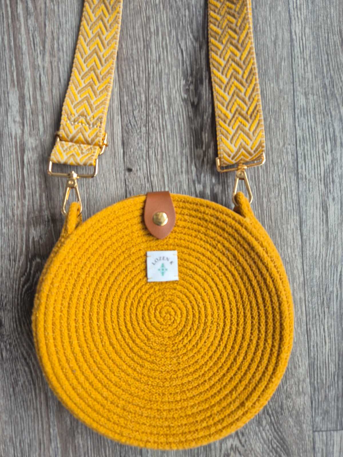 Sac Rond Bohème « Soleil Nomade » – Sac en corde moutarde Lozen-k
