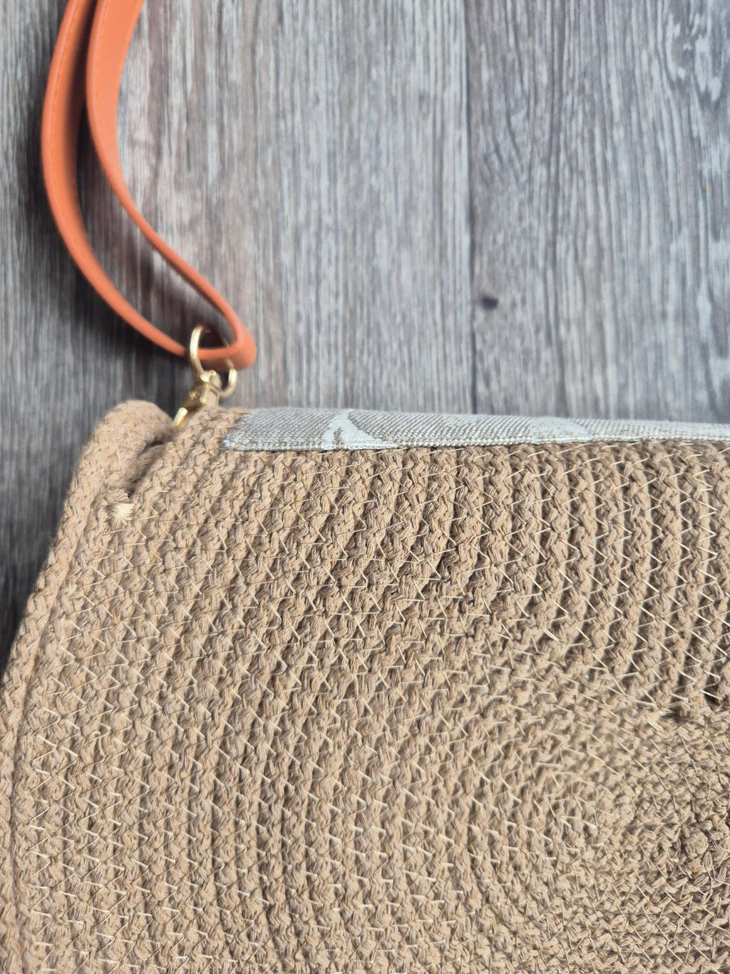 Sac en corde beige bohème – Sac bandoulière fait main avec rabat jacquard feuilles Lozen-k
